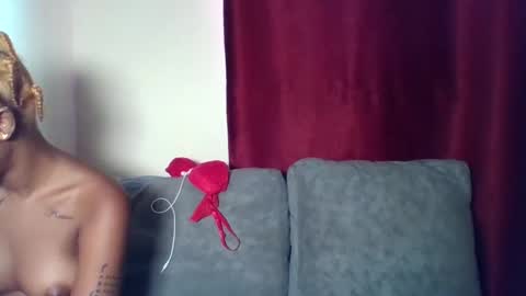 Snapshot of slimy_baiby chatting on March 11, 12:17 pm slimy_baiby online show from March 11, 12:17 pm