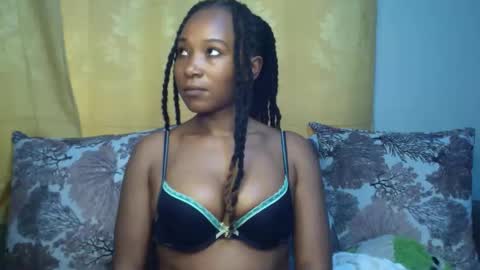 Snapshot of slimy_baiby chatting on October 9, 5:44 am slimy_baiby online show from October 9, 5:44 am