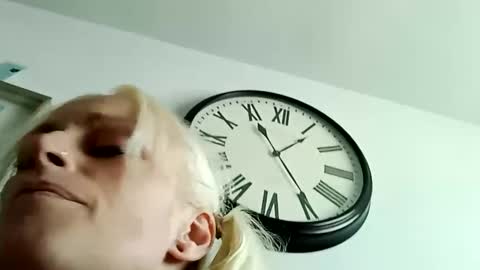 slip_inslide online show from September 13, 2:03 pm