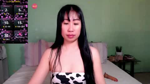 slutty asian-- online show from April 24, 1:08 am