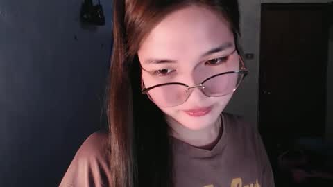 slutty_hannaxx online show from April 21, 3:46 am