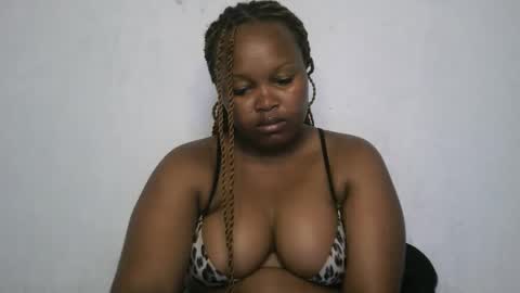 slutty_shan online show from October 16, 8:17 am