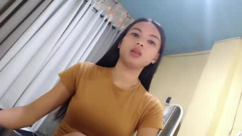 CHIE CHIE online show from July 19, 11:07 pm