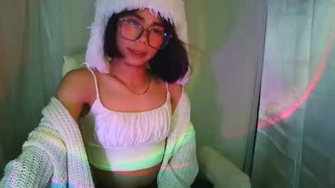 Snapshot of sluttypatotie chatting on October 1, 4:23 pm sluttypatotie online show from October 1, 4:23 pm