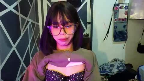 sluttypatotie online show from February 10, 5:27 pm