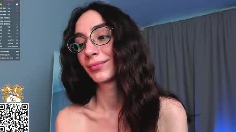 Elizabeth online show from April 23, 12:29 pm