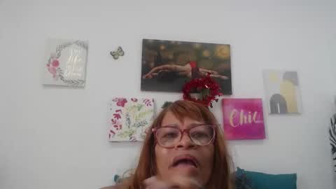 Smileth online show from April 26, 5:43 pm