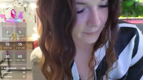 smilym online show from October 26, 2:01 pm