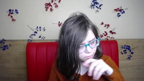 SnezhaTattoo online show from December 8, 6:06 pm