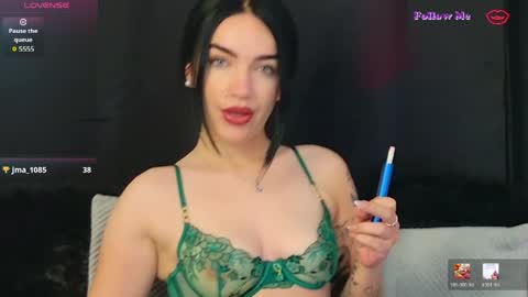 snow white 19 online show from June 5, 8:42 am