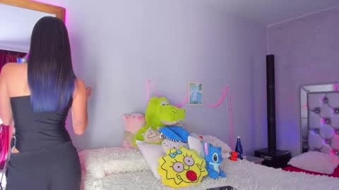 snowbabyxox online show from March 6, 6:05 pm