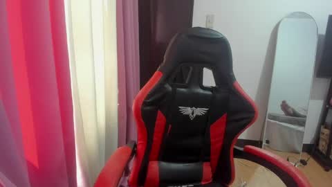 SnowClairee online show from May 12, 6:10 am