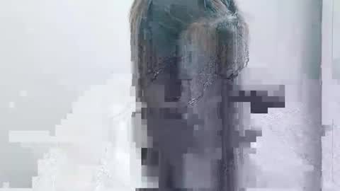 snow online show from April 21, 8:27 pm