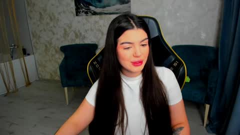 snowingwinter online show from April 24, 12:30 pm