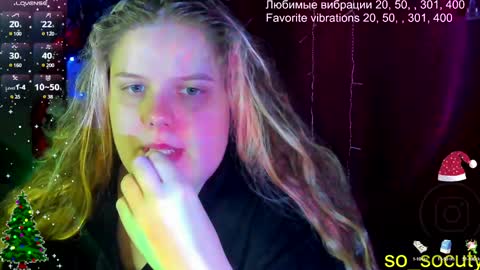 Snapshot of so_cute777 chatting on February 1, 9:43 am so cute777 online show from February 1, 9:43 am