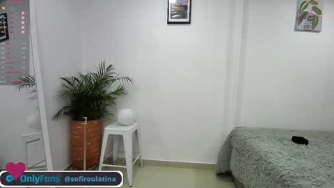 Snapshot of soffi_rousel_ chatting on January 10, 5:34 pm soffi_rousel_ online show from January 10, 5:34 pm