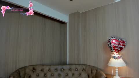 Snapshot of soffiqueen chatting on February 21, 7:43 pm Schedule 1400 - 2100 gtm-5 online show from February 21, 7:43 pm