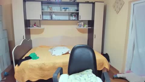 Soffy online show from February 1, 4:44 am