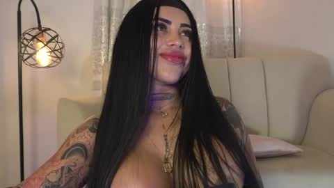 sofhia cruz online show from April 22, 8:50 pm