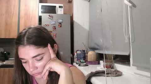 Sofi online show from December 3, 7:49 pm