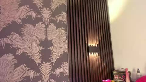 SOFIA online show from April 22, 2:52 am