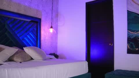 Sofi online show from April 22, 11:18 am