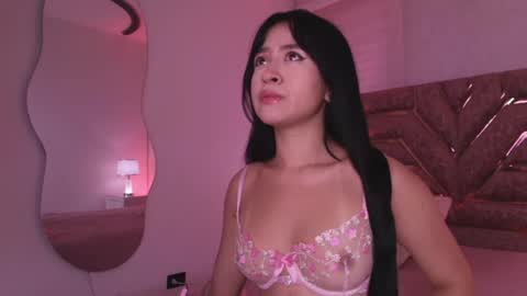 sofia gomes online show from April 22, 12:02 pm