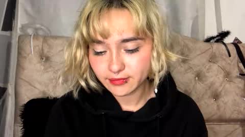 Snapshot of sofia_jimenezz chatting on October 16, 1:52 am Sofia Jimenez online show from October 16, 1:52 am