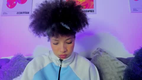 S O F I A  online show from April 21, 1:42 am