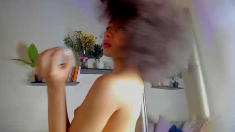 S O F I A  online show from March 28, 8:30 pm