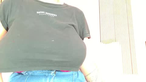 Sofia online show from April 22, 3:03 am