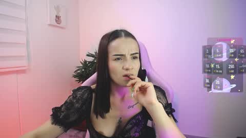 Snapshot of sofia_sb chatting on December 11, 2:41 am Jessica Sofia online show from December 11, 2:41 am