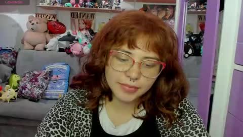 Snapshot of sofiacammy chatting on December 20, 6:19 am Sofia online show from December 20, 6:19 am