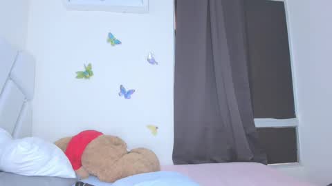 sofiacastillo01 online show from April 20, 6:11 pm