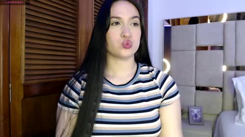 Snapshot of sofiaduque_26 chatting on January 12, 8:47 pm sofiaduque_26 online show from January 12, 8:47 pm