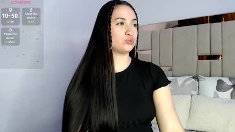 Snapshot of sofiaduque_26 chatting on September 23, 9:02 pm sofiaduque_26 online show from September 23, 9:02 pm