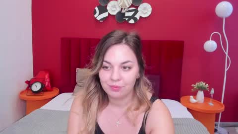 sofiafabulous online show from March 17, 1:42 am