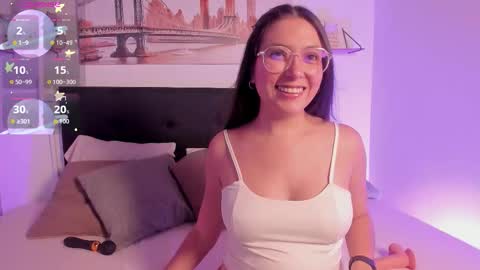 sofialujan_ online show from January 17, 12:18 am