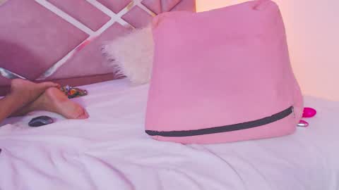 Sofia online show from September 18, 4:44 am