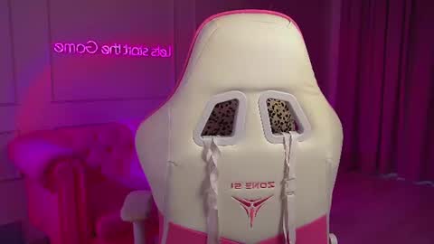 Sofia online show from June 11, 2:53 am