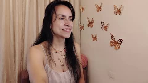 Sofi Bella online show from June 7, 7:10 pm