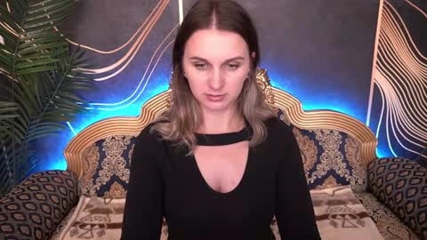 Sofi online show from September 14, 7:45 pm