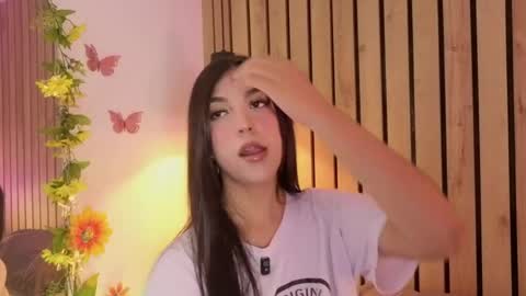 Sofie online show from April 25, 7:44 pm