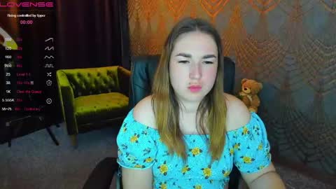 sofii_darling online show from April 24, 6:54 pm