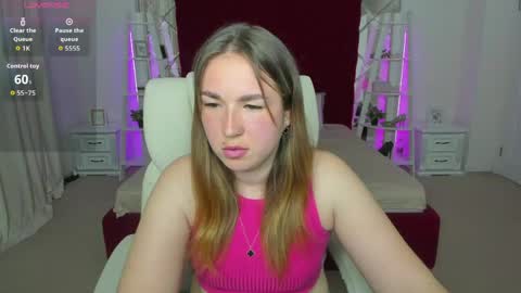 sofii_darling online show from April 26, 4:27 pm