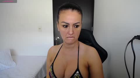 Sofia   online show from January 18, 6:53 pm