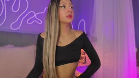 Sofi online show from November 15, 12:06 pm