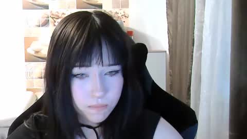 Eva online show from June 12, 5:54 pm