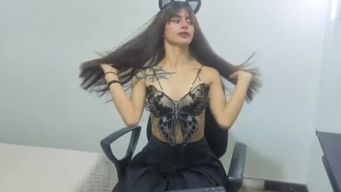 sofy_durand online show from April 23, 12:23 pm