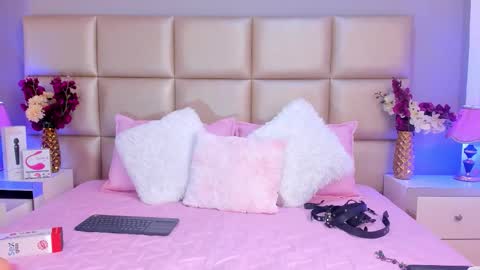   online show from November 9, 6:20 am